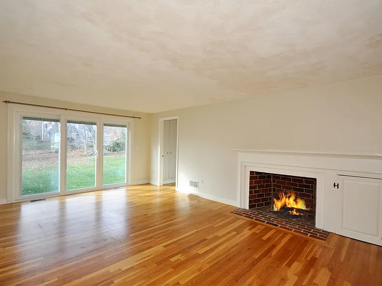 15 Seaborn Pl — Photo 7