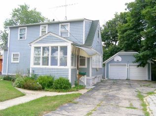 593 McClure Ave, Elgin, IL 60123