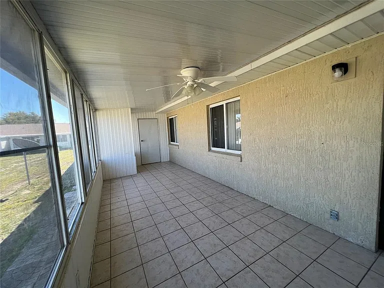 605 Ridge Ter #605 — Photo 24