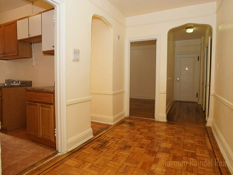 1st image of 150 E 19th St #3B