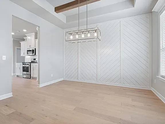 4 bed, 2087 sqft, $2,295 — Photo 3