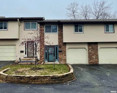 4023 Lillie Ave APT 305, Davenport, IA, 52806
