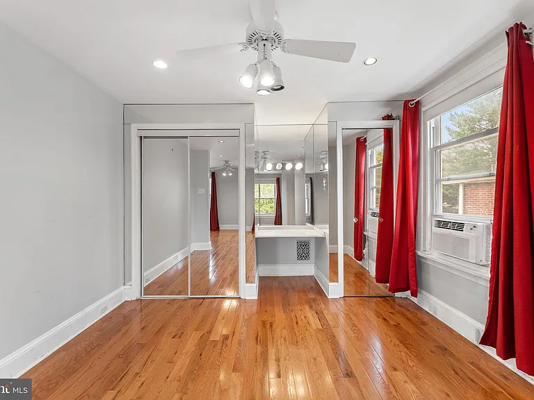 809 Ardmore Ave — Photo 19