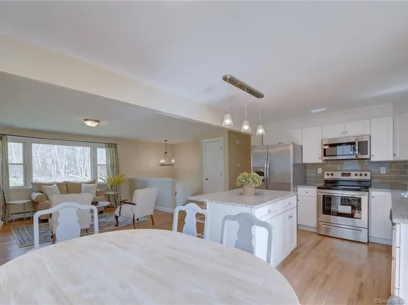 130 Mott Hill Rd, East Hampton, CT 06424