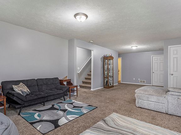 5th image of 1332 Alivia Dr