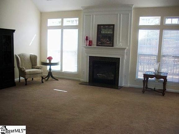 3rd image of 403 Belgray Ct
