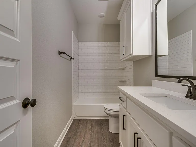 8247 Heritage Glen Dr #1 — Photo 26