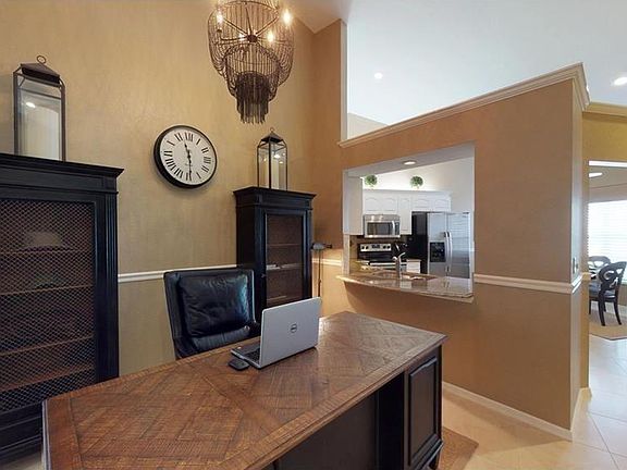 Desk/Office