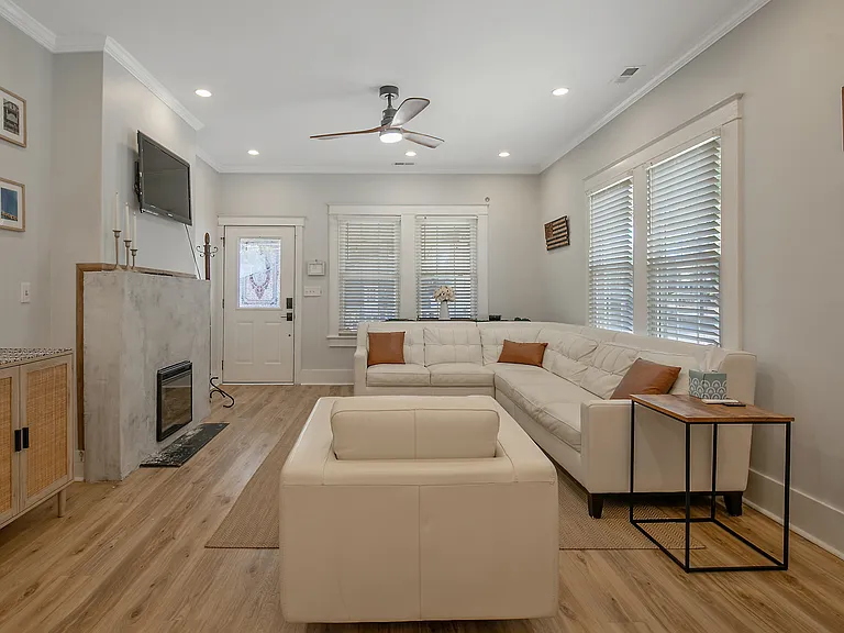 1208 Goodview Ave — Photo 30