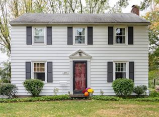 271 Brandon Rd, Rochester, NY 14622