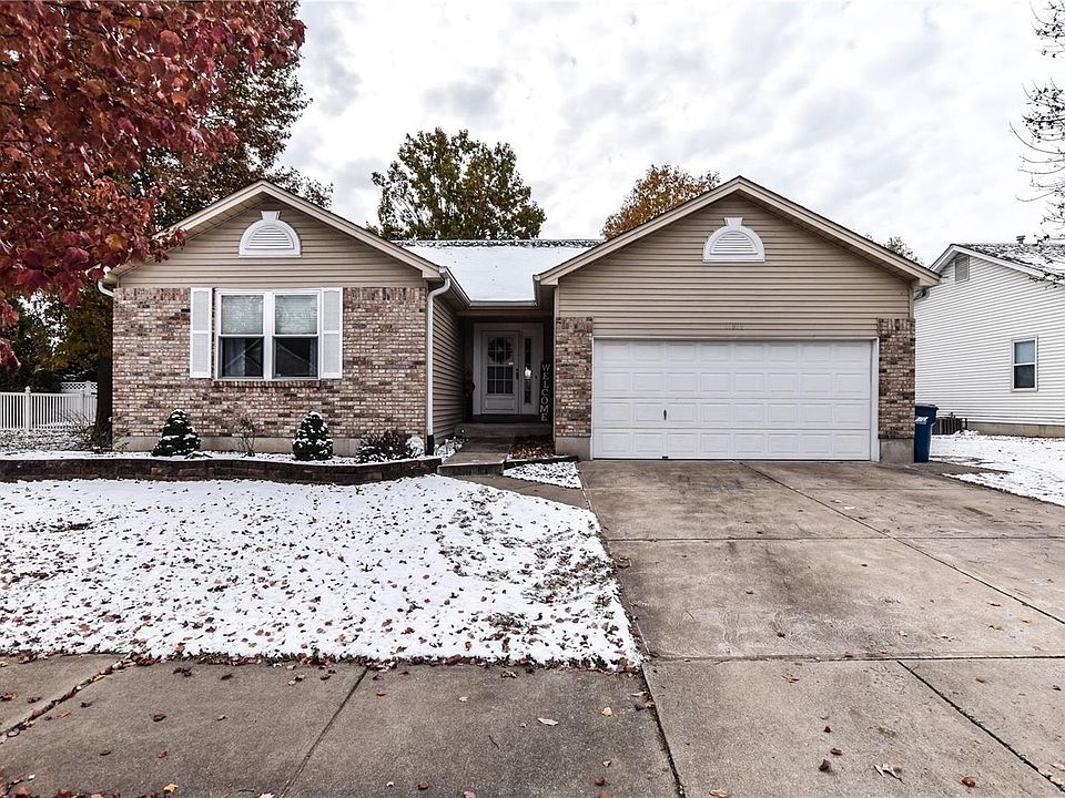 1st image of 11812 Hollycrest Ct