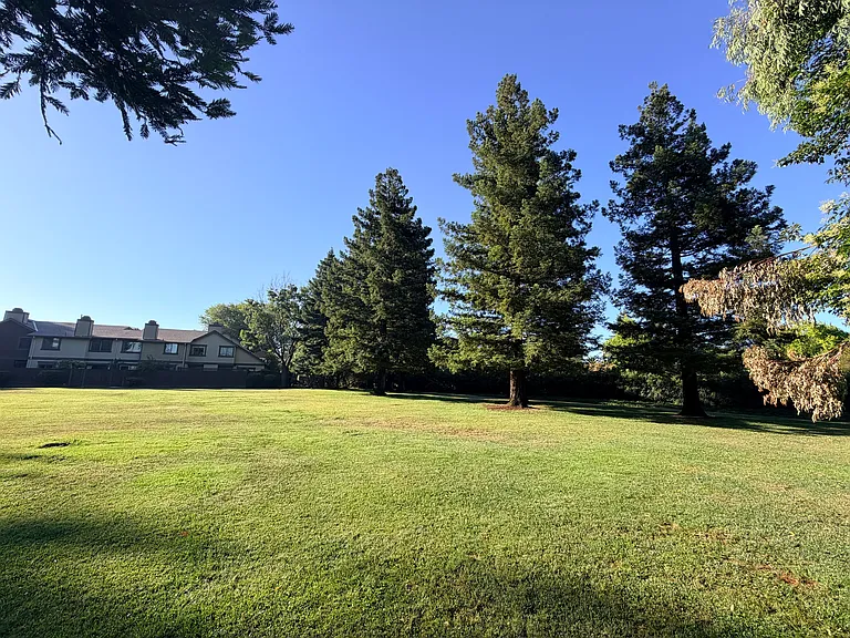 36075 Vallee Ter — Photo 27
