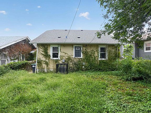 5th image of 2724 Whitmore St