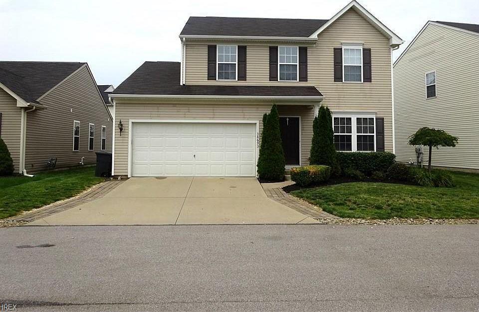1st image of 38693 Congressional Ln #45