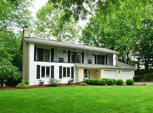 2526 Secretariat Dr, Wexford, PA