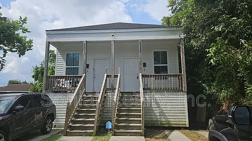8922 Stroelitz St Photo 1