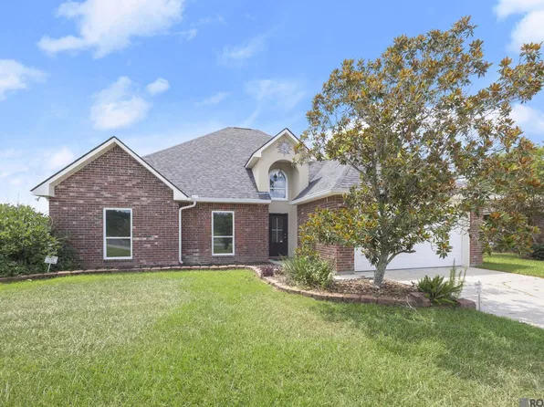 36001 Raleigh Dr, Denham Springs, LA 70706