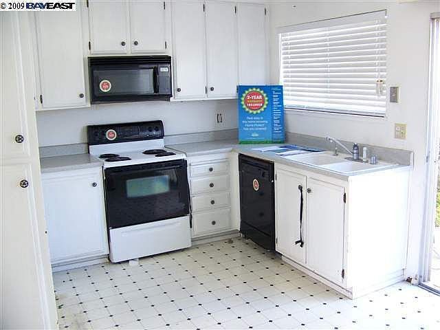 1st image of 4405 Bel Estos Way