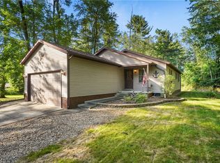 1240 Arcadia Dr SW, Sherrodsville, OH 44675