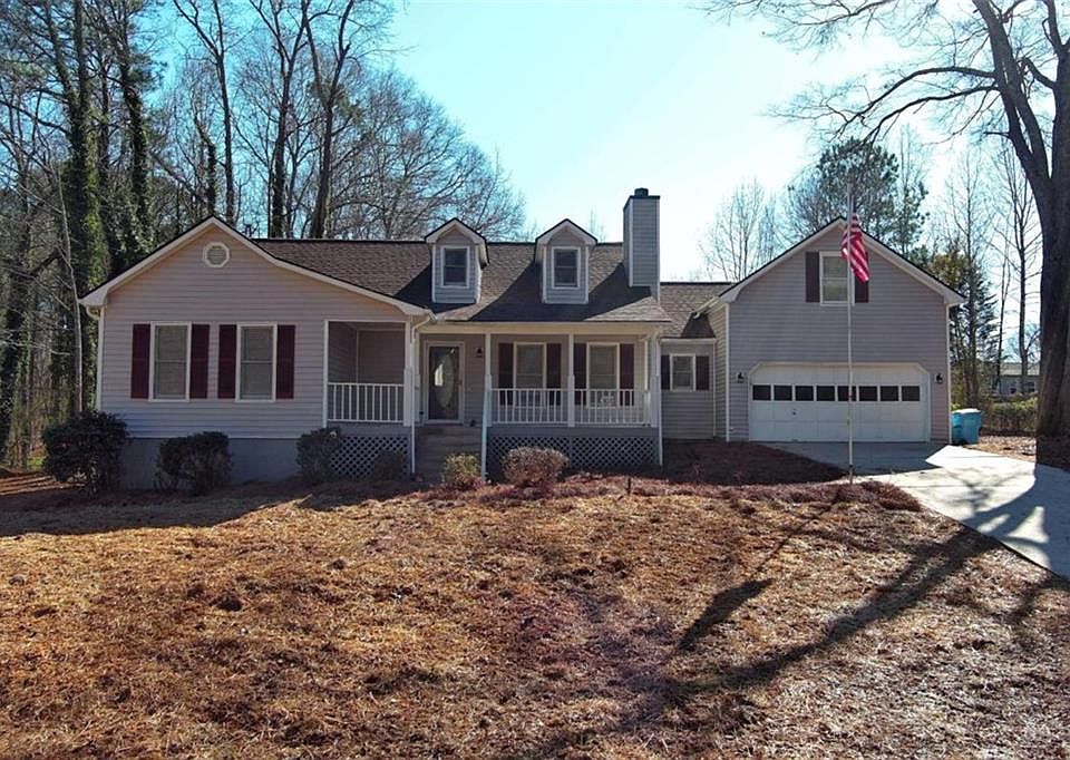 1st image of 136 Crown Forest Dr