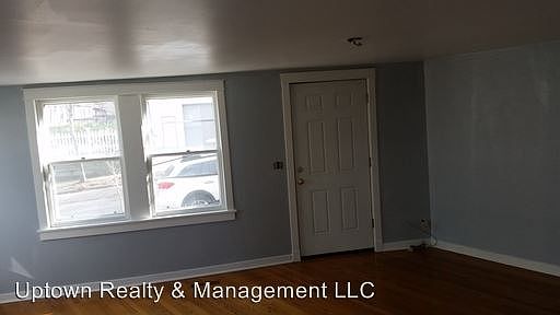 2nd image of 4414 E 51st St