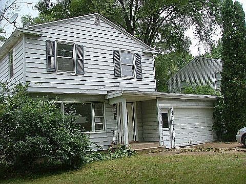 1st image of 1455 Herrick Ave NE
