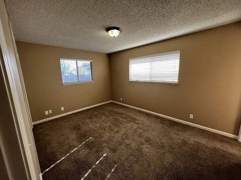 1625 Court Dr #A — Photo 13