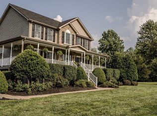 417 Fantasia Rd, Inwood, WV 25428