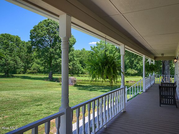 11th image of 389 Beulaville Highway