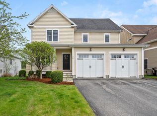 36 Braeburn St, South Burlington, VT 05403