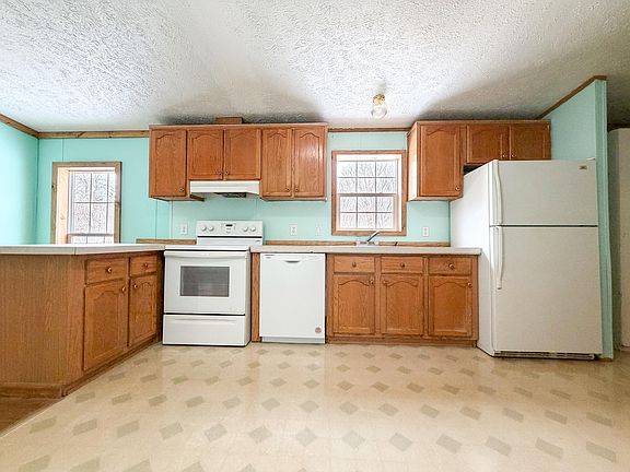 4th image of 24 McDonald Rd