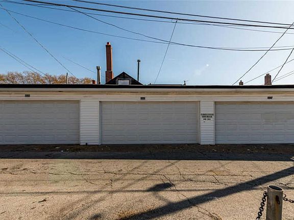 4th image of 5539 S Grand Blvd