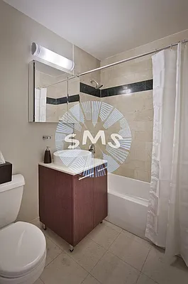 Rented by Space Marketing Shop | media 29