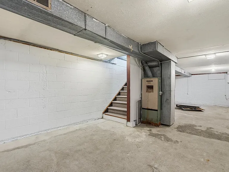 3821 Oakland Rd NE — Photo 17