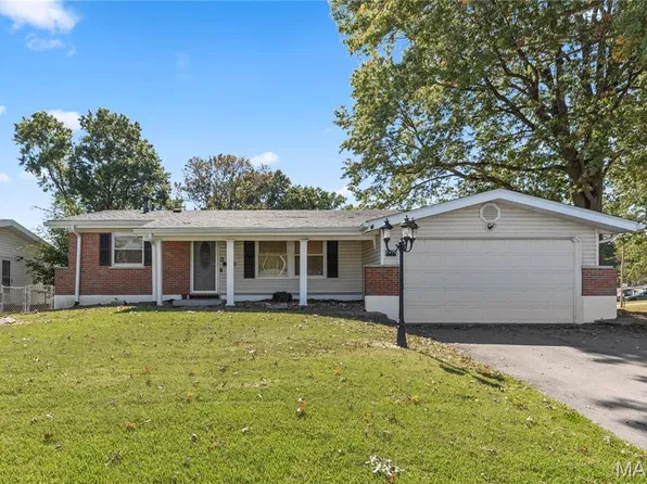 2436 Pershall Rd, Saint Louis, MO 63136