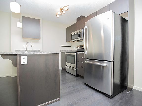 3rd image of 344 Windermere Rd NW #222