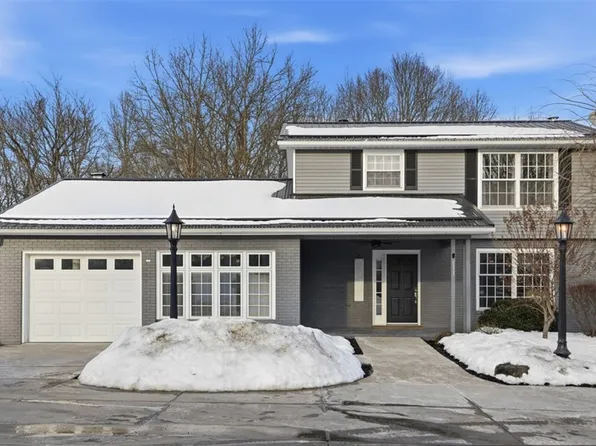 133 James Dr, Ellwood City, PA 16117