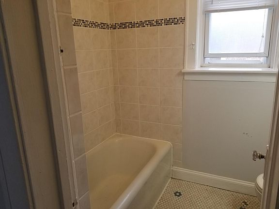 Tub