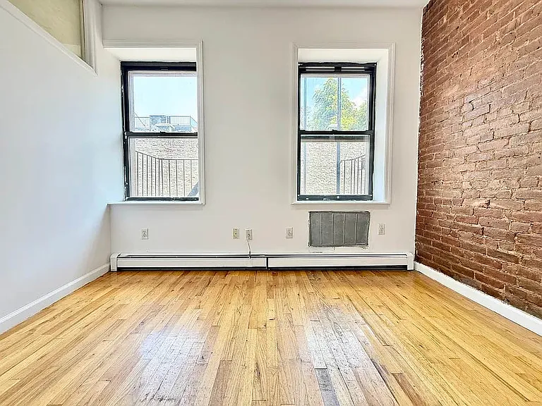 2117 3rd Ave #2F — Photo 10