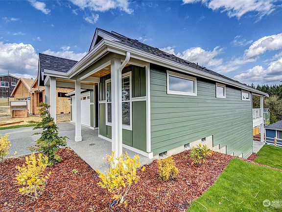 2nd image of 1775 NE Crystal View Court
