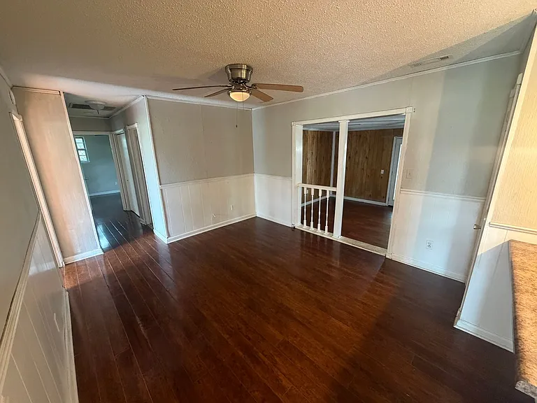 256 Canadian Dr — Photo 4