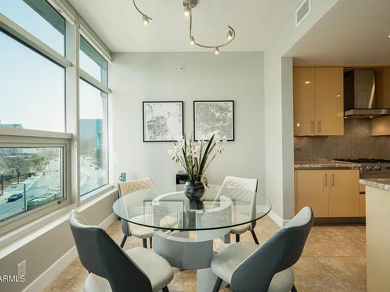 140 E Rio Salado Pkwy #412 — Photo 4