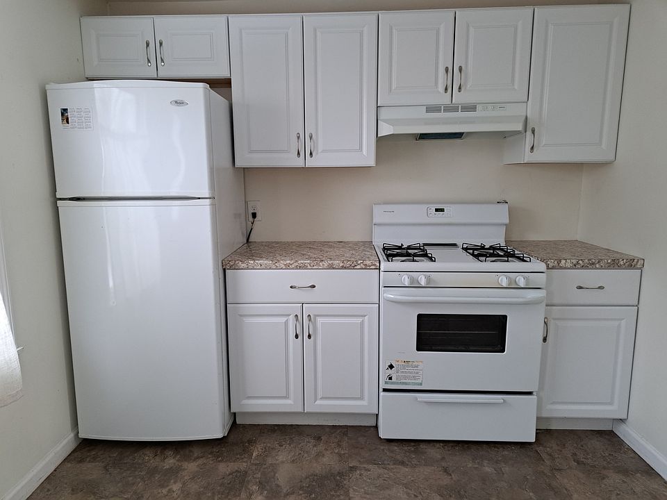 1st image of 67 Ward Park #1
