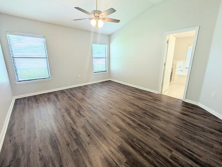3523 Waterford Oaks Dr — Photo 17