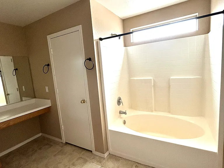 3174 W Carlos Ln — Photo 25
