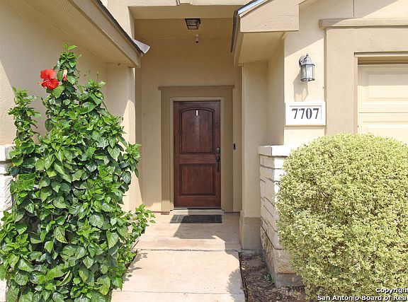 3rd image of 7707 Palomino Ct