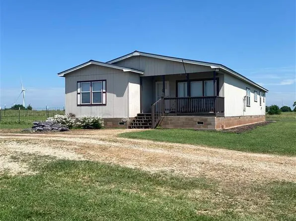 6539 E Tower Rd, Ponca City, OK 74604