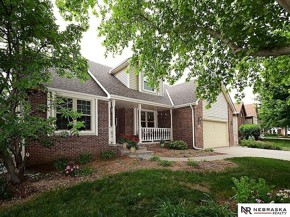 2nd image of 8016 Eric Dr