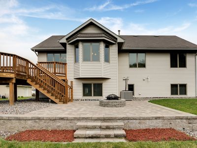 8401 Urbandale Ln N, Maple Grove, MN, 55311