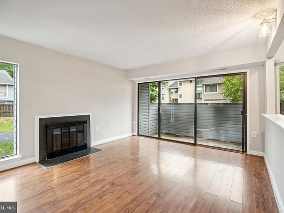 3rd image of 8623 Sacramento Dr Suite 8623